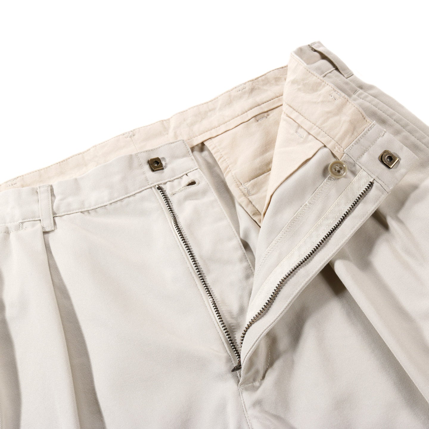 NANAMICA DOUBLE PLEAT CHINO SHORTS DRY SAND